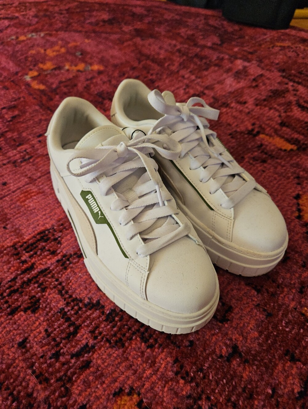 Puma White Platform Sneakers with Green Side Stripe - 9